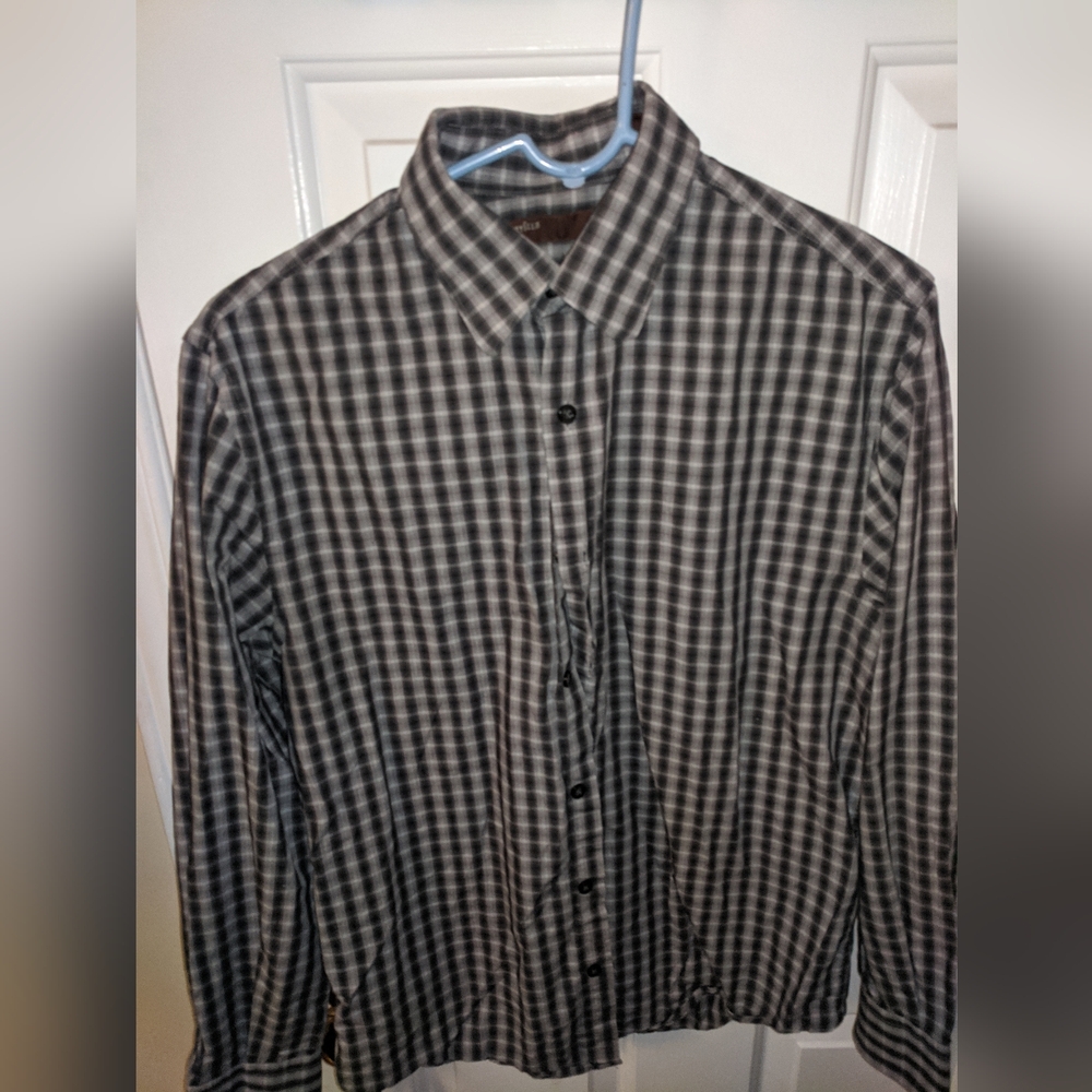 Perry Ellis Casual Men's Button Down